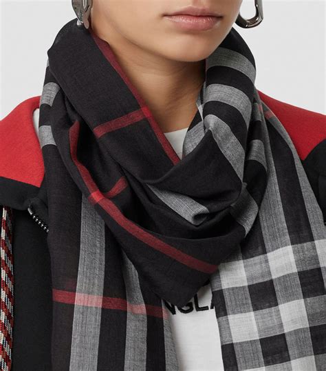 burberry wool &|Burberry check wool scarf.